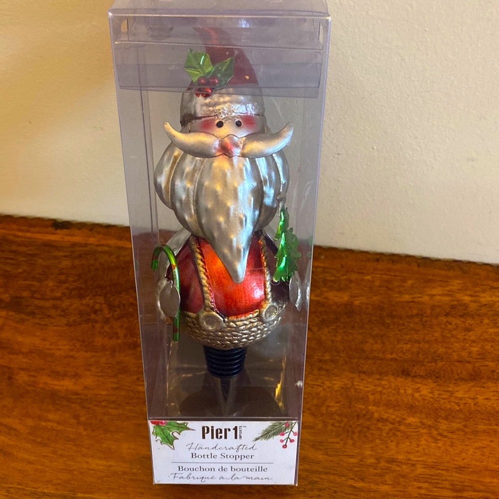 NWT Pier 1 Christmas Santa Wine Bottle Stopper Holiday New